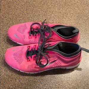 Nike Hot Pink Tennis Shoes
